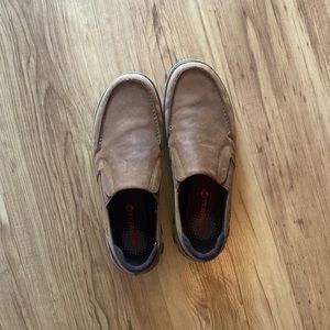 Mens tan Merrell moc.